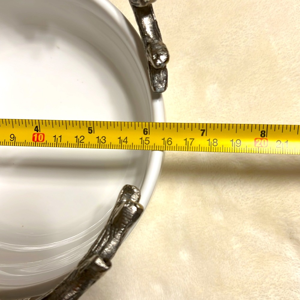 White Ceramic Bowl with Silver Deer Handles. Holiday Decor. 6.25” - Picture 9 of 9